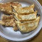 餃子の王将 - 餃子、唐揚げ。