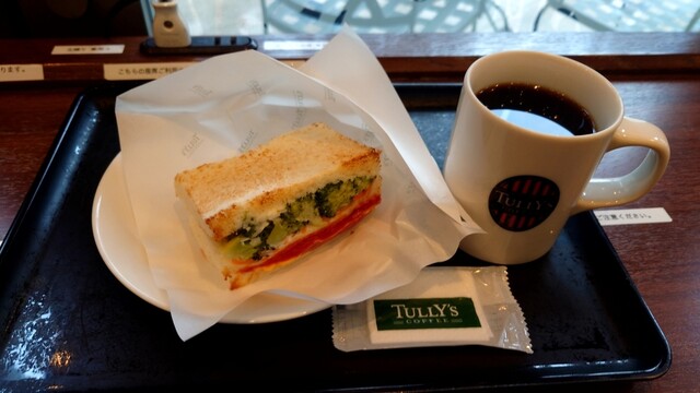 TULLY'S COFFEE Kandacho Mitsui Biruding Ten photo 4