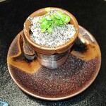 日本料理 馳惣 - 植木鉢の柿ゴマクリーム和え