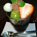 日本料理 馳惣 - 葡萄のわらび餅、百合根きんとん