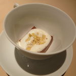 フォリオリーナ・デッラ・ポルタ・フォルトゥーナ - 伊・シチリア産のマルサラ酒風味のチョコレートのババロア