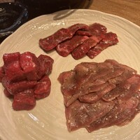 炭火焼肉ホルモン うしごろ 中目黒店 - 