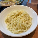 セシボン - 麺。結構な量がありました。