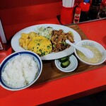 東明飯店 - 豚スタミナ焼き定食