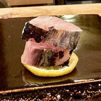 登喜和鮨 新発田本店 - サワラ腹の部分