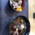 うどん処 ひら田 - 料理写真:ミニ唐揚げ丼+肉うどんセット¥1100