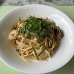 トミズダイナー - ズワイガニのトマトクリームパスタ