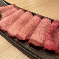 個室焼肉 さんびょうし 別邸 - 