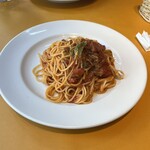 トラットリア・イタリア - 魚介のラグートマトソーススパゲッティ