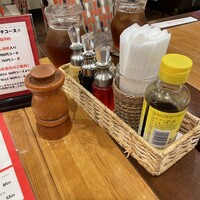 個室中華 頤和園 溜池山王店 - 