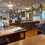 日本料理 三平 - 店内