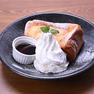Fluffy on the inside and crispy on the outside ♪ Very popular "thick-sliced French cuisine"