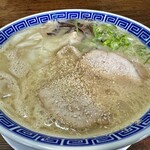 Jun Tonkotsu Musou - ワンタン麺850円