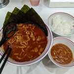 蒙古タンメン中本 - もやしを食べ切ってからスタート。