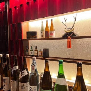 店主精选的日本酒。也准备了每日更换和高级料理