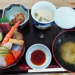 Kashiwaya - 日替り海鮮丼