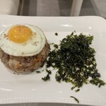 韓国料理 benibeni - 鉄板プルコギ焼き飯