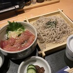 日本海庄や - 鮪漬け丼と蕎麦