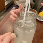 大衆酒場 れもん 高円寺店 - 仕上がったらカンパーイ(*･∀-)db(-ω･*)