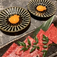 北新地焼肉 きらく - 名物きらくのロース。キメ細かいサシ！