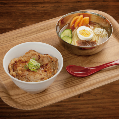 カルビ丼と冷麺 やま丼 - 長町南（丼）の写真