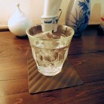 伊東屋珈琲 - お水。