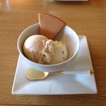 翆 - メープルのアイスクリームと小豆と栗のアイスクリーム