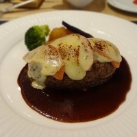 ガーデンキッチン かるめら - ハンバーグ