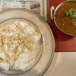 バンチャガル - ライス、日替わりカレー（高菜とチキン）