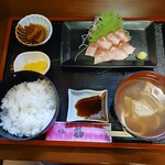 串焼 福 - 寒ブリ刺し定食９００円