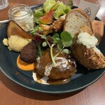 マザームーンカフェ - 1800円くらいでした　