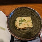 Taishuu Tsugutsugu Kicchin - 副菜の玉子焼
                        ちょっと地味というか他から浮いてるが
                        毎回鎮座してて何気に美味しい