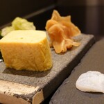 Tsukiji Aozora Sandaime - たまご焼き(ツマミ) ミズタコ(ツマミ)