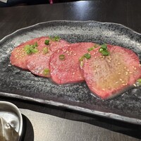 焼肉 ちゃんぷ 吉祥寺店 - 極上タン