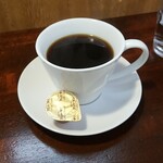 キッチン ブルー グローブ - ホットコーヒーのアップ