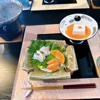 口コミ一覧 : 花さんさん - 松原/日本料理 [食べログ]