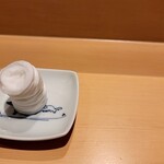 銀座 しのはら - おしぼりを準備