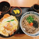 Sano Ya - カツ丼定食(あったかい蕎麦)