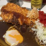 カレー屋ジョニー - 意外とスパイシー！美味い！！