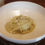 il tram - 牡蠣のクリームソース リングイネ