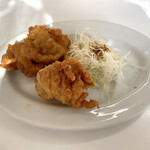 ラーメンとん太 - 唐揚げ、サラダ