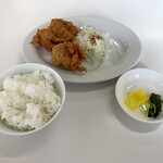 ラーメンとん太 - 唐揚げ＋ライスセット