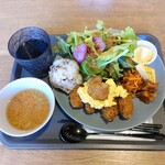 キッチュ エ ビオ いなべ - 牡蠣フライランチ