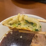 ホワイト餃子 はながさ - パリッとして美味しい