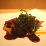 RISTORANTE IL NODO - 猟師森さんの仕留めた鹿ロース 稲藁 麦藁アップ