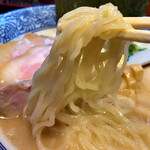 樹真 - プリッとした歯ごたえの麺