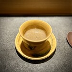 Ginza Ugai - ■茸
                        ７種もの茸で作ったという、擂り流し。
                        風味がいいです♪