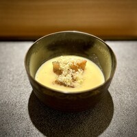 銀座 有涯 - ■網走　きんき
                    栗をしっかり効かせた白味噌のお出汁に、炭火焼きのきんき。強い食材同士の組み合わせ。