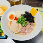 塩生姜らー麺専門店 MANNISH - 