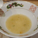 麺庵 利休 - そこに残った中華そばのスープ